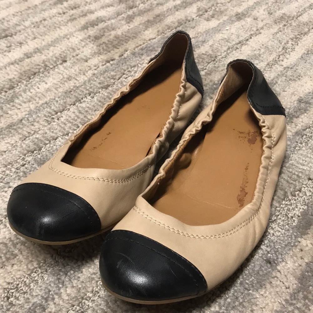 Coach flats